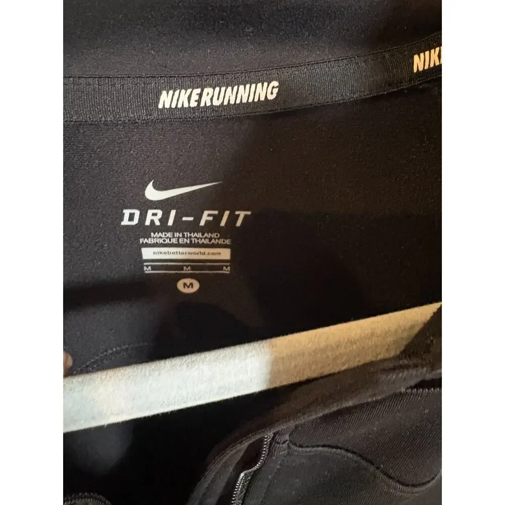 Nike women black full-zip Dri-FIT athletic running jacket Medium 6-10